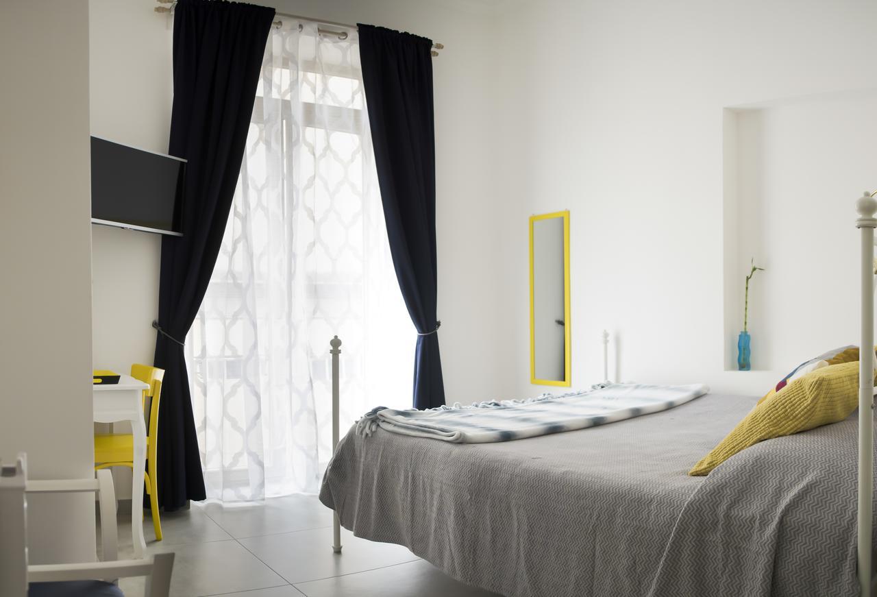 Civico10 Bed & Breakfast Naples Exterior photo